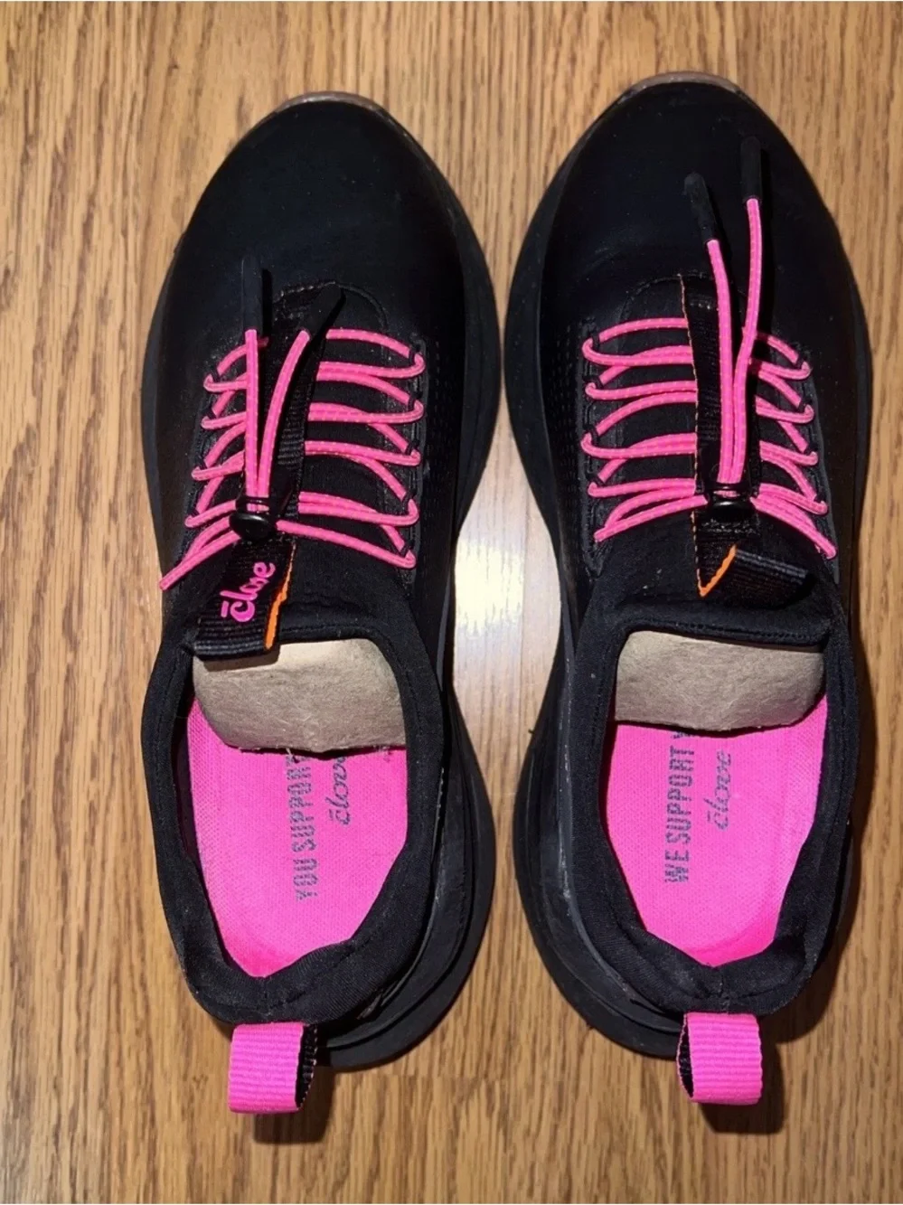 Clove Womens Black & Pink Shoes Size 8.5 Slip On Comfort Nursing Sneakers